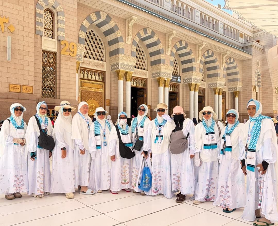 Umroh sekaligus Magang sebagai Tour Leader Profesional bersama Samira Travel